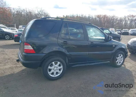 1999 Mercedes-Benz Ml 430 z USA, uszkodzony, nr VIN 4JGAB72E7XA128719